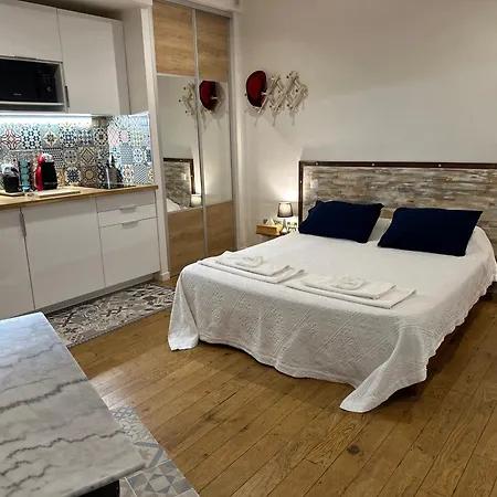 招待所 Le Studio D'Agathe Centre Historique - Calme & Confort 3*